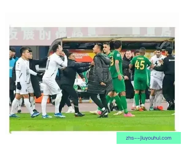 从争议到尺度统一的亚冠淘汰赛裁判执法焦点深度解读对比赛走向影响分析 从争议到尺度统一的亚冠淘汰赛裁判执法焦点深度解读对比赛走向影响分析